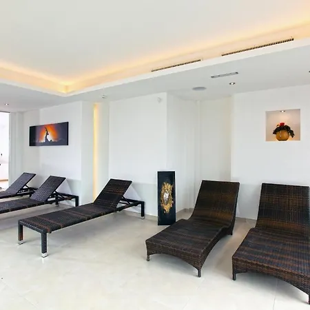 Lukas Hotel 3*
