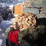 Lukas Ξενοδοχείο