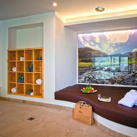 Lukas Hotel 3*