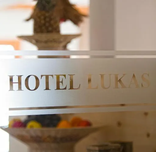 Lukas Hotel